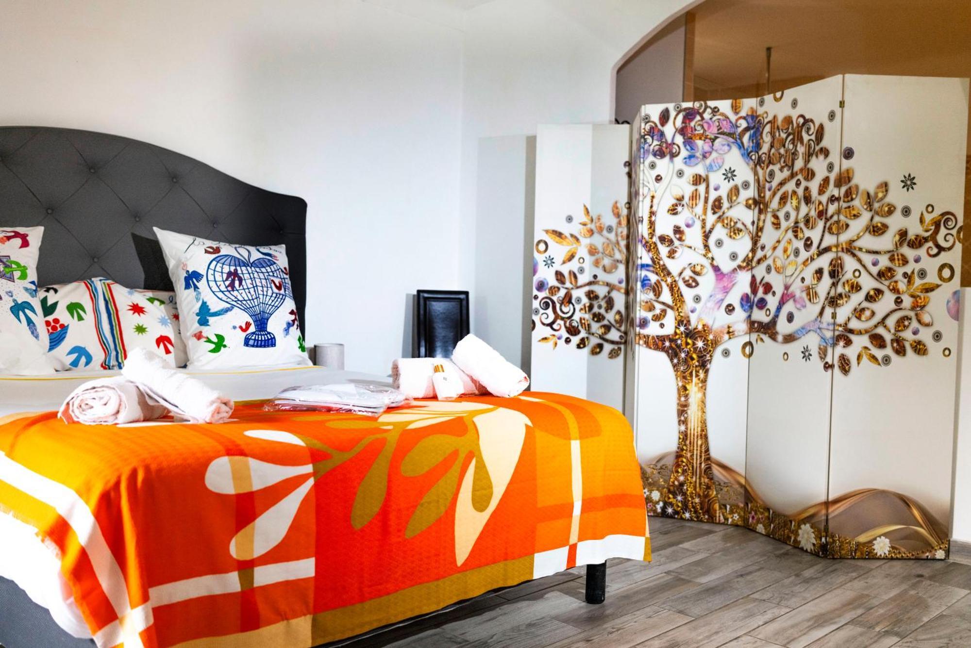 La Romana Luxe Et Serenite Au Coeur De Saint-Tropez Suites Spacieuses Avec Jardin Enchanteur מראה חיצוני תמונה